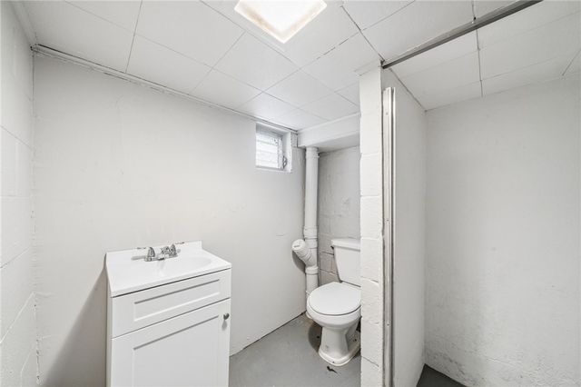 620 Broadway Ave, Stowe Twp, PA 15136