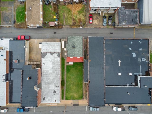 620 Broadway Ave, Stowe Twp, PA 15136