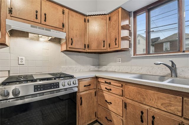 620 Broadway Ave, Stowe Twp, PA 15136