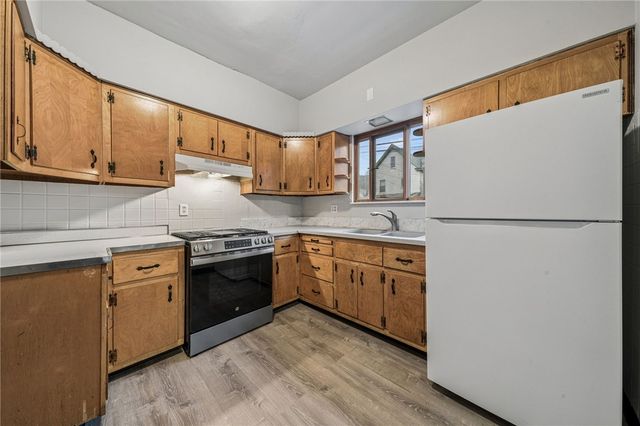 620 Broadway Ave, Stowe Twp, PA 15136