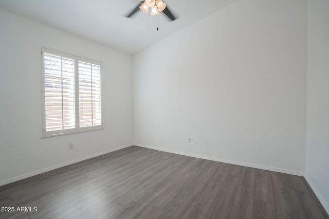 3518 W FALLEN LEAF Lane, Glendale, AZ 85310