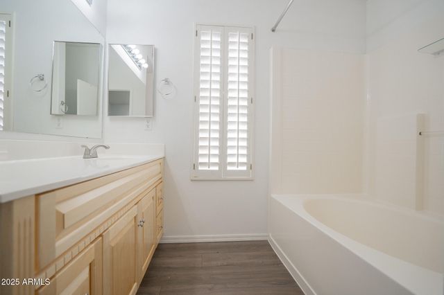 3518 W FALLEN LEAF Lane, Glendale, AZ 85310