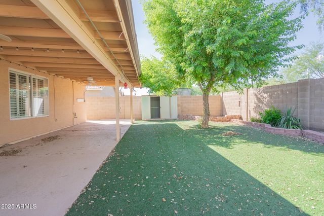 3518 W FALLEN LEAF Lane, Glendale, AZ 85310