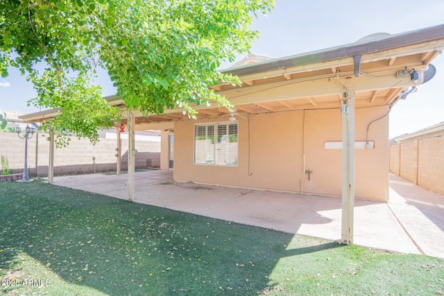 3518 W FALLEN LEAF Lane, Glendale, AZ 85310