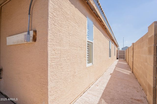 3518 W FALLEN LEAF Lane, Glendale, AZ 85310