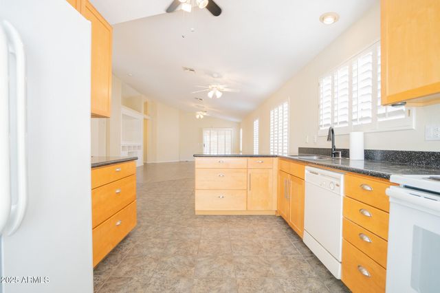 3518 W FALLEN LEAF Lane, Glendale, AZ 85310