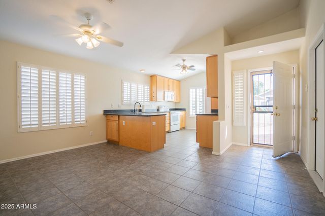 3518 W FALLEN LEAF Lane, Glendale, AZ 85310