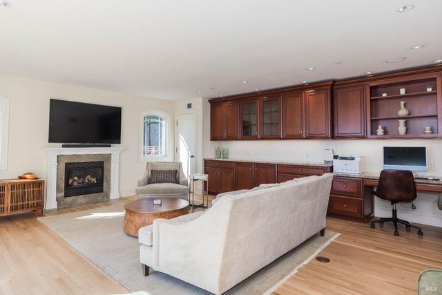 9 Francisco Vista Ct, Tiburon, CA 94920