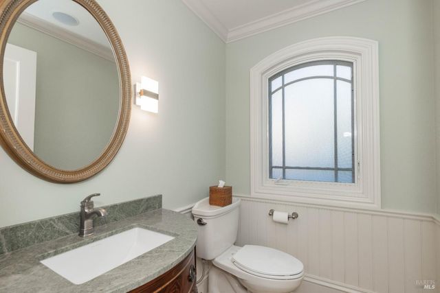 9 Francisco Vista Ct, Tiburon, CA 94920