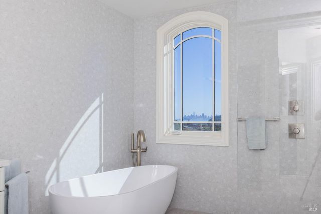 9 Francisco Vista Ct, Tiburon, CA 94920