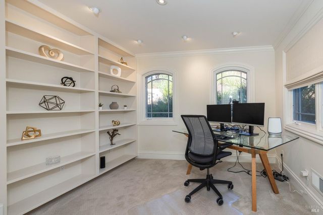 9 Francisco Vista Ct, Tiburon, CA 94920