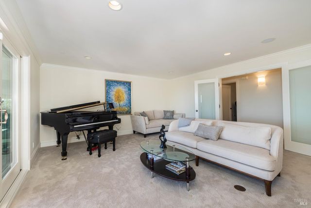 9 Francisco Vista Ct, Tiburon, CA 94920