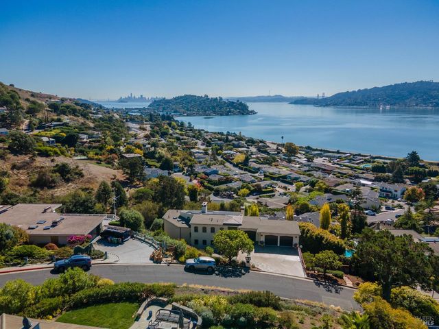 9 Francisco Vista Ct, Tiburon, CA 94920