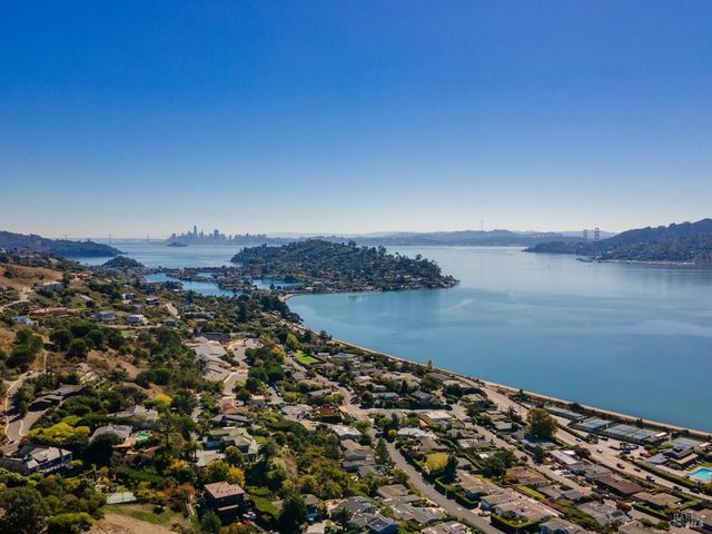 9 Francisco Vista Ct, Tiburon, CA 94920
