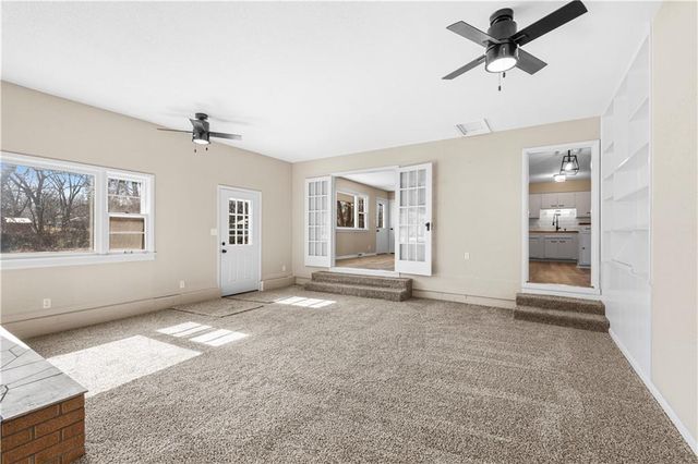 724 W Allison Street, Nevada, MO 64772