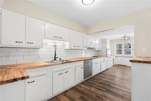 724 W Allison Street, Nevada, MO 64772