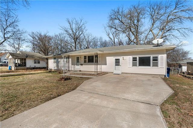 724 W Allison Street, Nevada, MO 64772