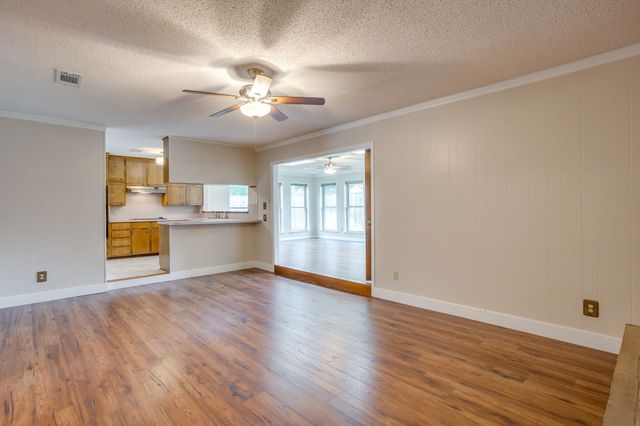 7517 Overhill Road, Fort Worth, TX 76116