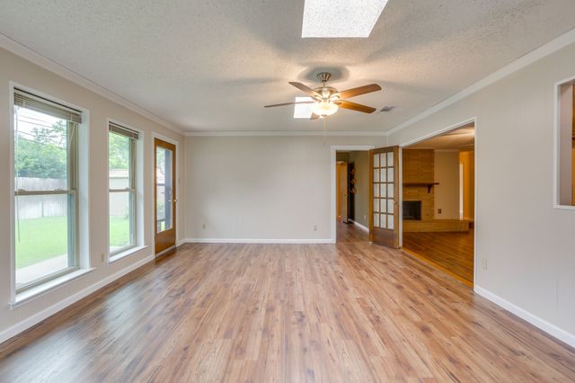 7517 Overhill Road, Fort Worth, TX 76116