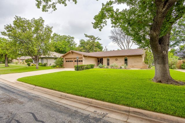 7517 Overhill Road, Fort Worth, TX 76116