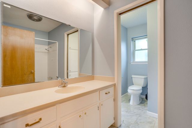 7517 Overhill Road, Fort Worth, TX 76116