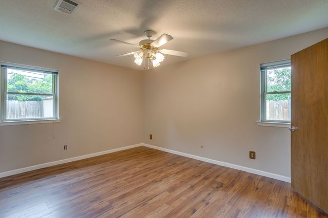 7517 Overhill Road, Fort Worth, TX 76116