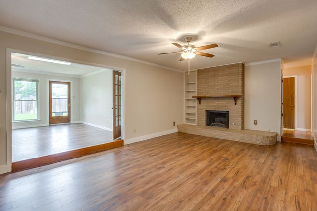 7517 Overhill Road, Fort Worth, TX 76116