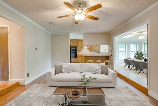 7517 Overhill Road, Fort Worth, TX 76116