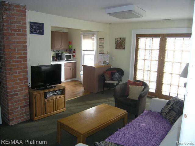 14 Ballard Street, Ypsilanti, MI 48197