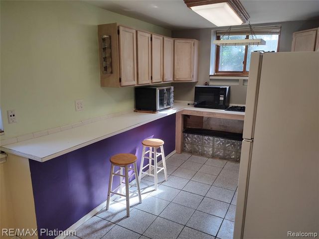 14 Ballard Street, Ypsilanti, MI 48197