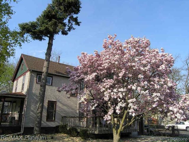 14 Ballard Street, Ypsilanti, MI 48197