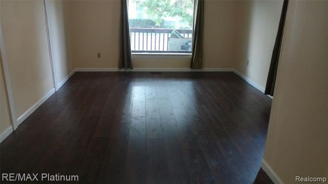 14 Ballard Street, Ypsilanti, MI 48197