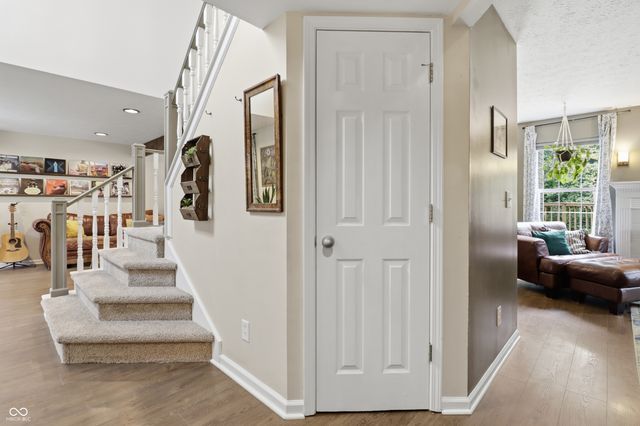 742 Austrian Way, Avon, IN 46123