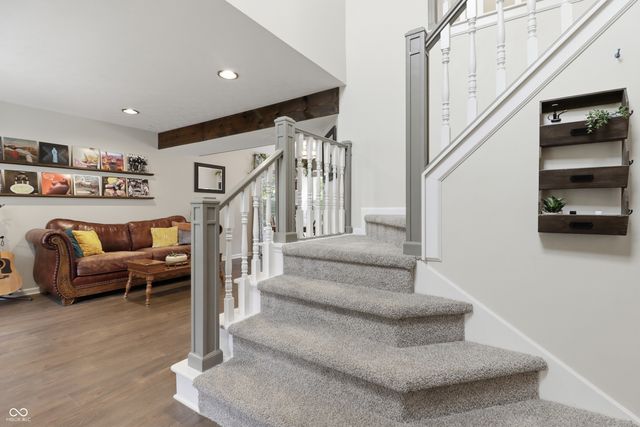 742 Austrian Way, Avon, IN 46123