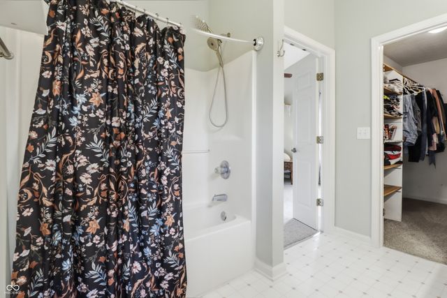 742 Austrian Way, Avon, IN 46123