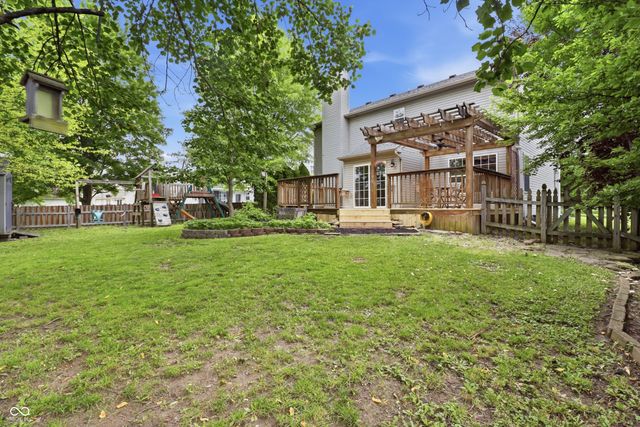 742 Austrian Way, Avon, IN 46123