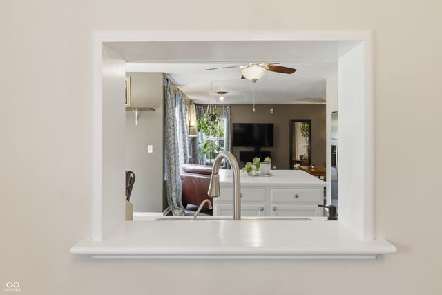 742 Austrian Way, Avon, IN 46123