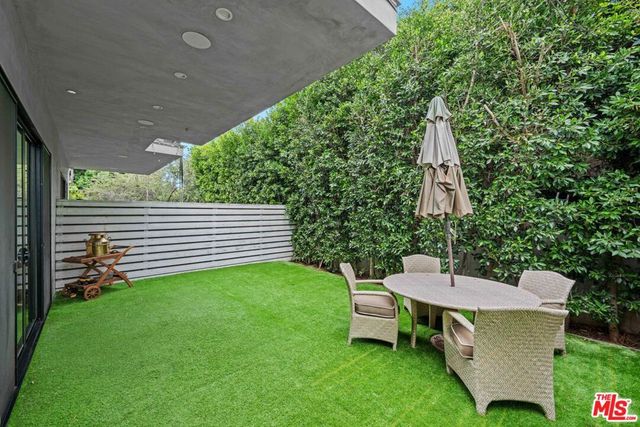 1622 S Bedford Street, Los Angeles, CA 90035