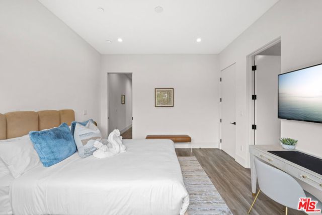 1622 S Bedford Street, Los Angeles, CA 90035