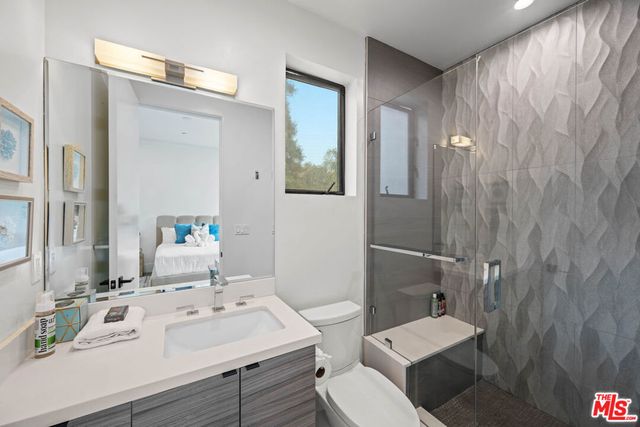 1622 S Bedford Street, Los Angeles, CA 90035