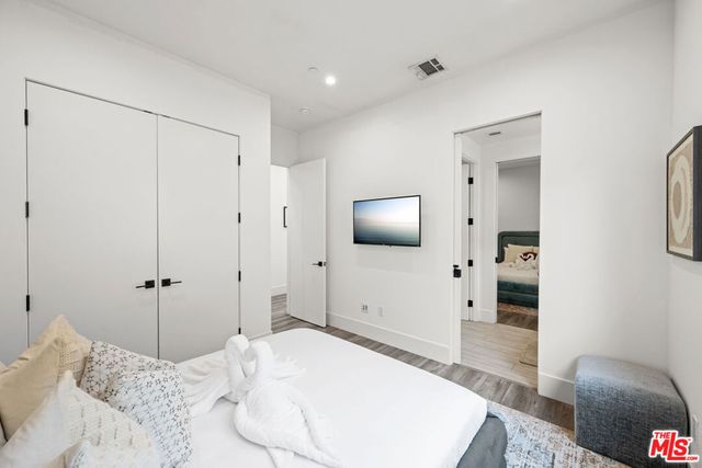1622 S Bedford Street, Los Angeles, CA 90035
