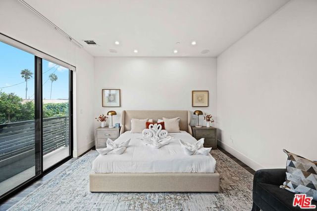 1622 S Bedford Street, Los Angeles, CA 90035