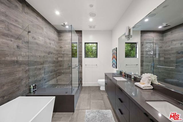 1622 S Bedford Street, Los Angeles, CA 90035