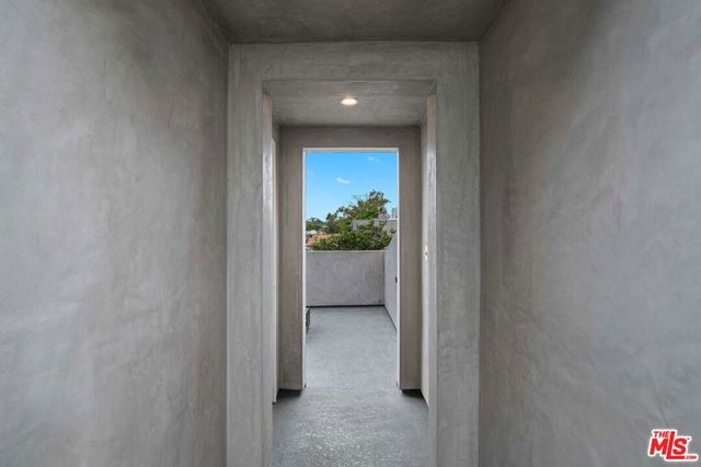 1622 S Bedford Street, Los Angeles, CA 90035