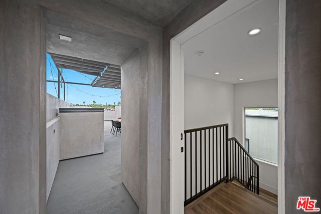 1622 S Bedford Street, Los Angeles, CA 90035