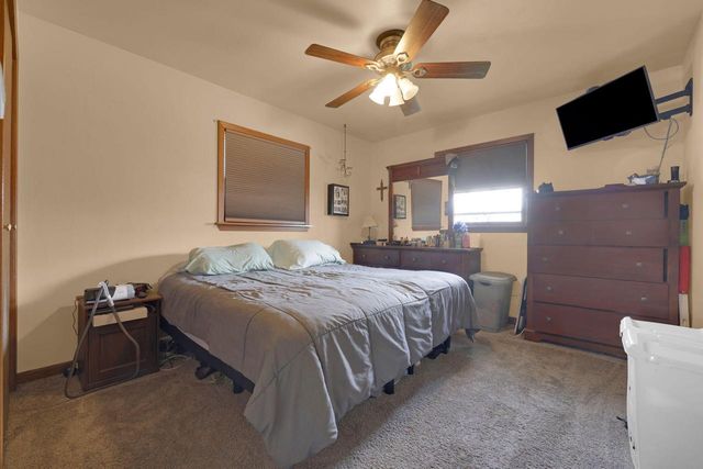 1615 17th AVENUE, Kenosha, WI 53140