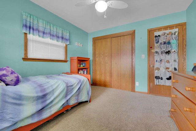 1615 17th AVENUE, Kenosha, WI 53140