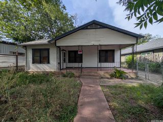 319 MCKAY, San Antonio, TX 78226