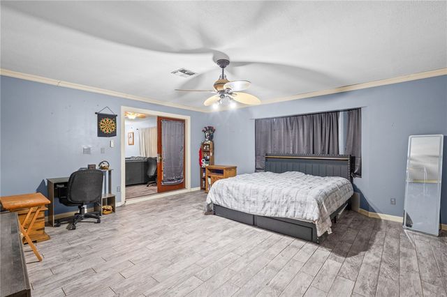 3222 Casa De Palmas Dr, Corpus Christi, TX 78411
