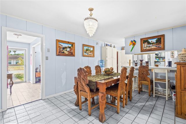 3222 Casa De Palmas Dr, Corpus Christi, TX 78411